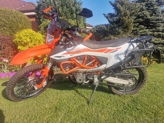 KTM 690 enduro R