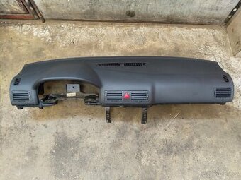 Palubní deska Octavia 1