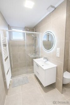 NOVĚ ZREKONSTRUOVANÝ BYT 3kk K PRONÁJMU