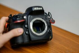 Nikon D800 fulframe zrcadlovka
