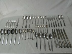 Staré příbory, nože a vidličky - 1
