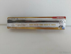 Nová kouzelnická hůlka Harryho Pottera; od 6+