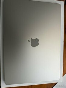 MacBook Air 15’’ M2 8/256GB hvězdně bílý - 1