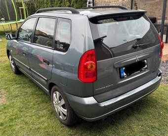 Mitsubishi space star 2004