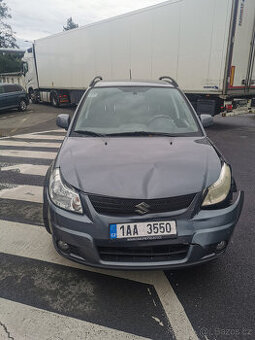 Suzuki sx 4 náhradní díly z tohoto vozu