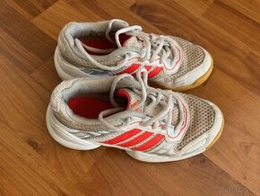 Sálovky Adidas vel. 30 - krásný stav