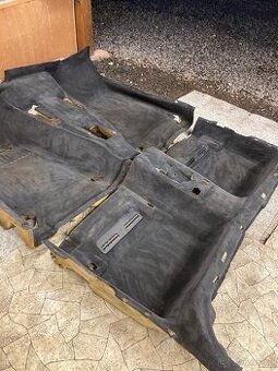 BMW E34 koberec