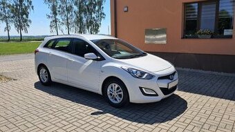 Hyundai i30 Kombi, 1.6i / 1.MAJITEL ČR