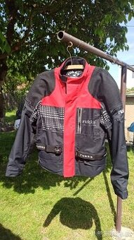 Motorkářská bunda značky Rukka