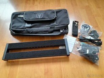zdroj + pedalboard Spaceship Power 50C