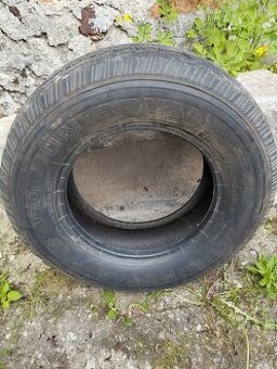 Pneu Uniroyal max 400 225/70R15