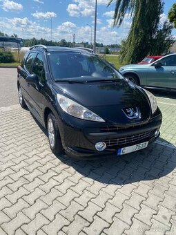 Peugeot 207 SW kombi 1.4 i 16V TOP STAV