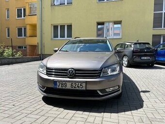 VW Passat B7 2.0 TDI 125kw (Původ Čr, garážováno, bez Adb)
