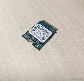 M.2 NVMe SSD Toshiba 256 GB