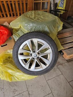ALU kola Škoda Octavia IV a pneu 205/55 R17 95V - 1