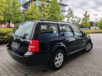 VW Volkswagen Golf 4 1.6i-77kW  2005 PACIFIC  benzín