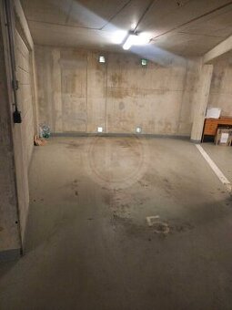 PRONÁJEM PARKOVACÍHO STÁNÍ, STAROMĚSTSKÁ, Č. BUDĚJOVICE