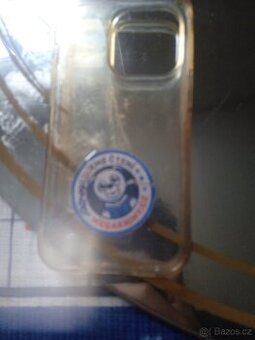 Prodám gumo krit na Apple přední v Sokolově jen osobní odběr