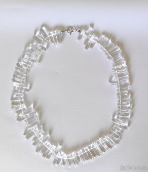 Křišťálový náhrdelník