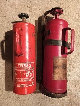 Starý ,retro hasici přístroj 2ks