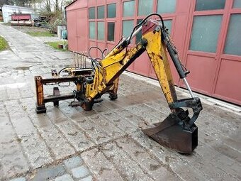 Podkop na smykoví nakladač