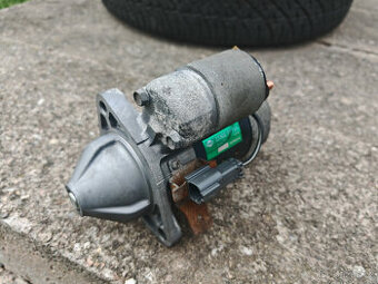 Startér NISSAN ALMERA I II TINO 1.5 1.6 1.8
