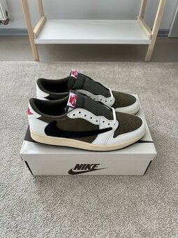 Jordan 1 Retro Low OG SP Travis Scott Medium Olive