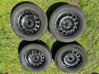 Octavia IV: 205/60R16 Barum Polaris – plechové disky