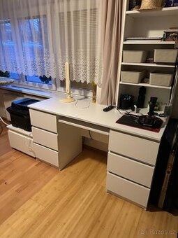 pracovní psací stůl, dětský/studentský pokoj