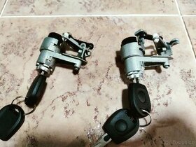 VW golf IV , Lupo vložka pátých dveří.