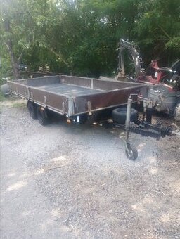 Přívěsný vozík brzděný celková hmotnost 2000kg