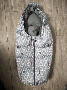 Péřový fusak do autosedačky