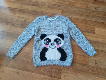 Nabízím spoustu oblečení v TOP stavu