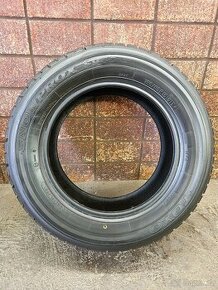 1 zimní pneu TOYO 195/65/15 (č. sady 98)