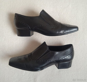 Dámské kožené polobotky Geox 40