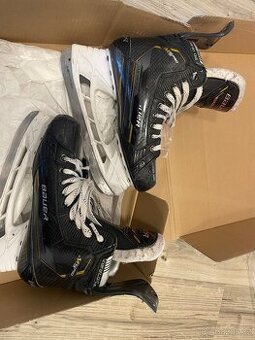 Prodám brusle Bauer M5pro Fit 1 vel. 6.5