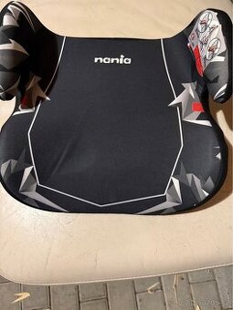 Prodam dva podsedaky do auta