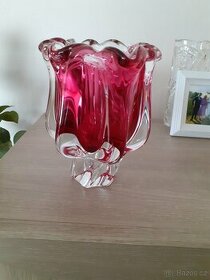 Skleněná vaza hutní sklo