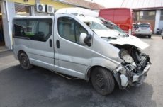 Renault Trafic 2.5 dCi Privilege - náhradní díly