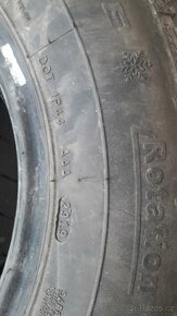 Prodám zimní pneu 225/70R 16 - 1