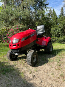 Zahradní traktor Mountfield TM 16-40