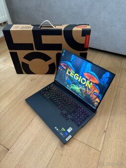 240Hz_RTX4060_i9-13900HX_32GB_Lenovo Legion 5 Pro