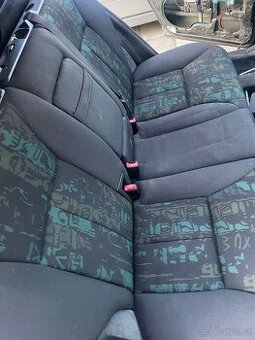 Zadní sedačky a tapce mercedes w210
