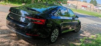 Superb 2023 2.0 TDI DSG Style TOP záruka