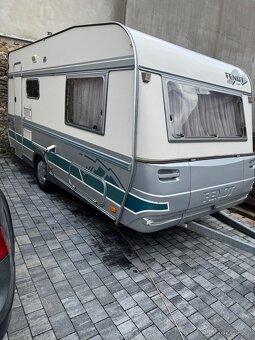 Karavan Fendt KARAAT 450A predstan a držák na kola
