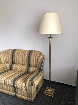 Lampy, lampičky na noční stolek, lampičky na psací stůl