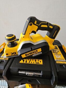 DeWalt DCP580P2