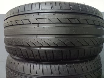 235/40 R19 HIFLY (1818)