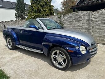 CHEVROLET SSR 6,0 V8 291KW r.v.2005 najeto 82137km