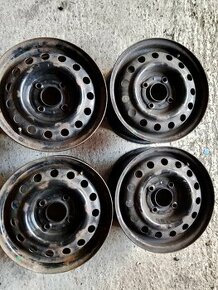 5,5x14 4x100 et46 ocelové disky Hyundai/Kia